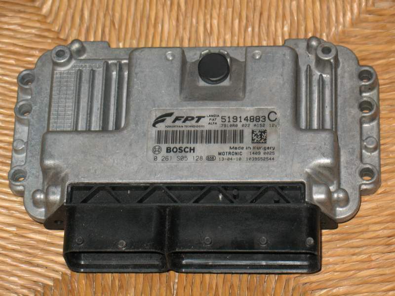 ECU FIAT LANCIA ALFA ME7 9.10 1.4 16V 0261S05128 51914883C