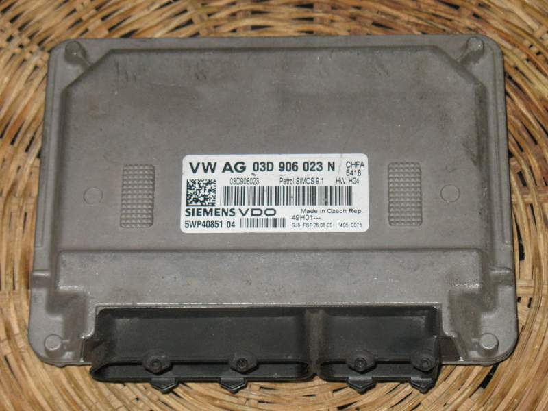 Ecu skoda fabia 1.2B 60CV siemens vdo 03D906023N 5WP4085104 03D