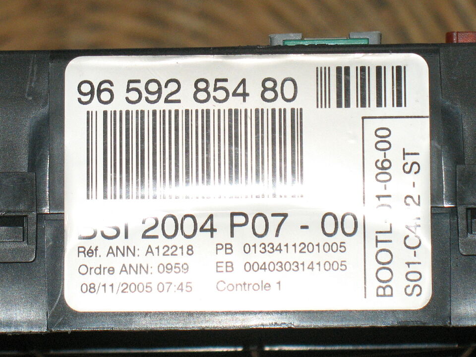 ECU BODY 2004 P07-00 Peugeot 207 C3 PLURIEL HDI 9659285480 BSI.