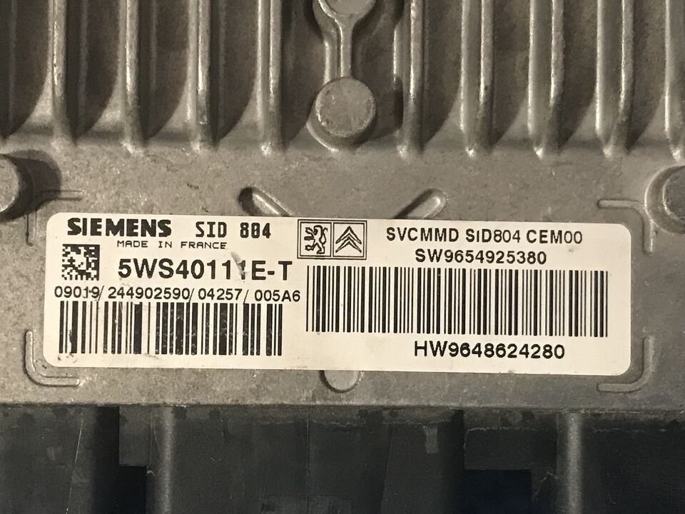 Ecu PEUGEOT 1.4 HDI 5WS40111E-T SW9654925380 HW9648624280 SID804