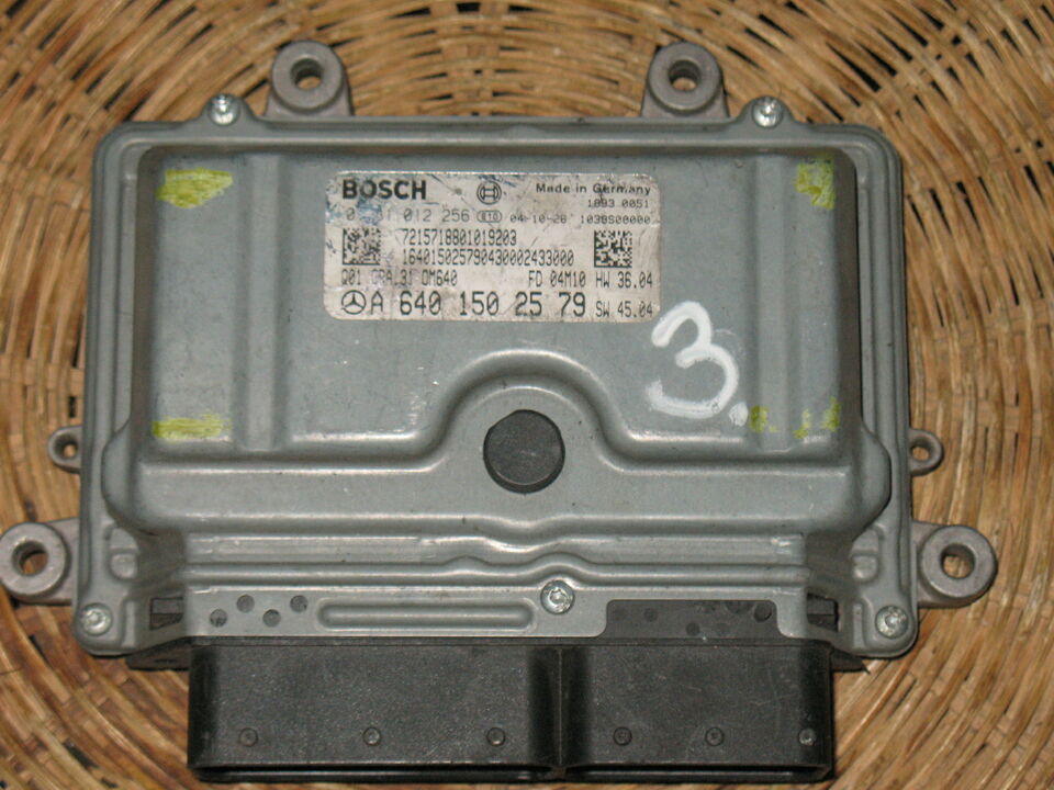 ECU MERCEDES W169 A200 A6401502579 6401502579 BOSCH 0281012256