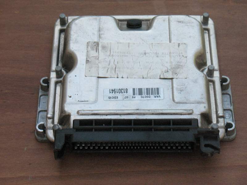 PEUGEOT 406 2.0 HDI BOSCH 0281010363 9641608080 EDC15C2 21 28FM0213