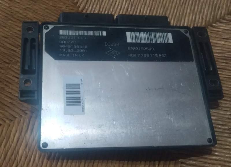 ECU RENAULT 1.9 D R04010034B 8200150549 DCU3R HOM7700115802