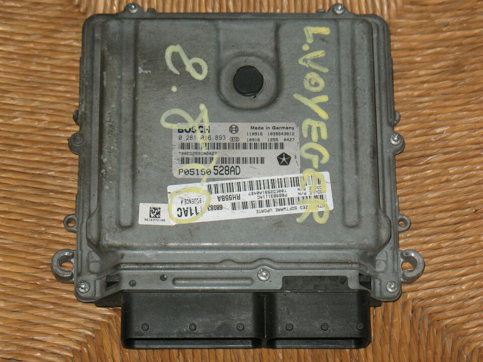 ECU JEEP DODGE CHRYSLER 2.8 0281016893 P05150528AD EDC17CP27