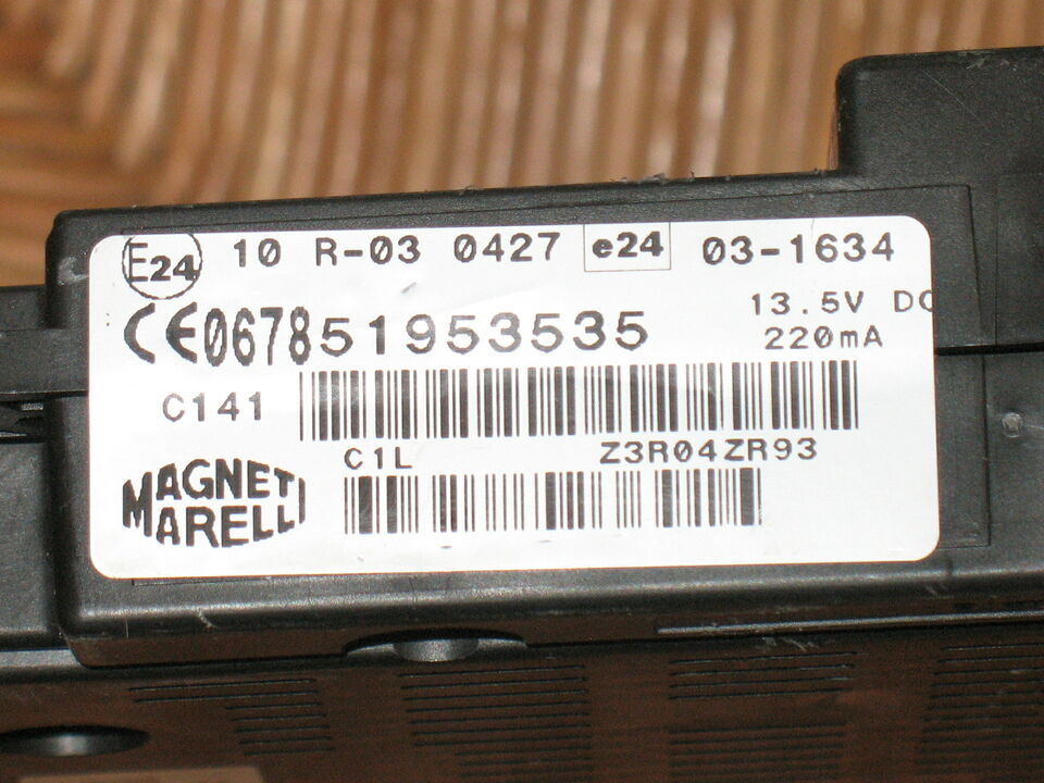 Blue&Me module control unit Fiat 500 51953535 067851953535