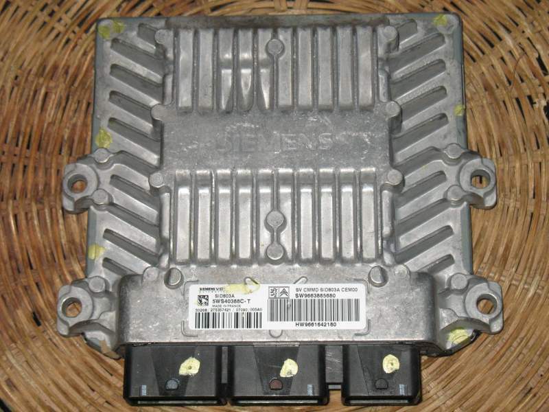 ECU CITROEN C5 2.0 HDI SIEMENS VDO 5WS40388CT HW 9661642180