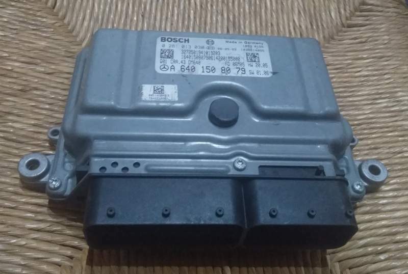 ECU CENTRALITA MERCEDES A180 2.0 0281013030 A6401508079 EDC 16C32-5.43