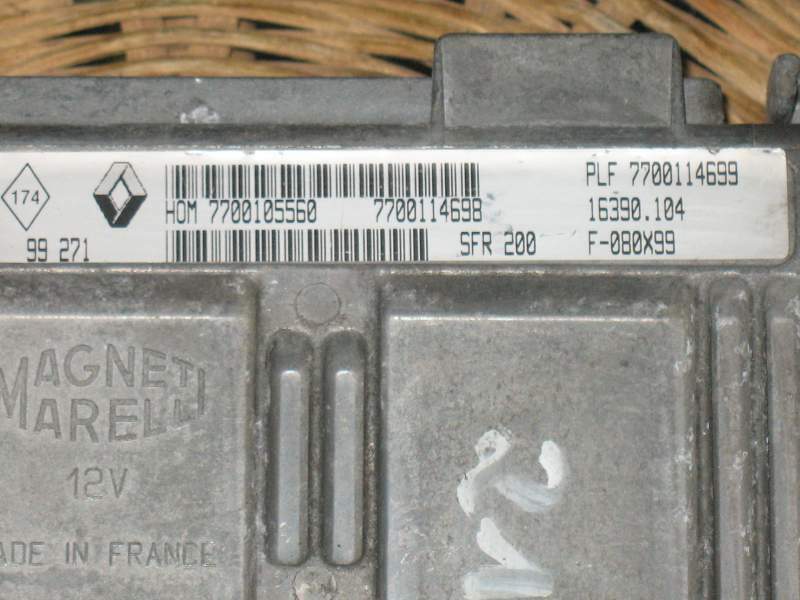 ECU RENAULT TWINGO 1.2 MARELLI HOM 7700105560 PLF7700114699