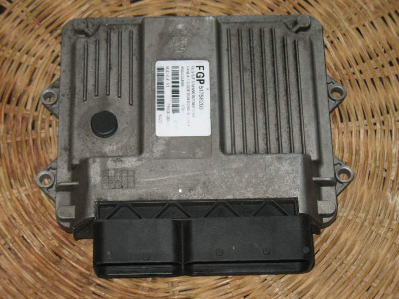 ECU FIAT PANDA 1.3 MJD 6JF.S1 MJD6JFS1 FGP 51758203 7160000502