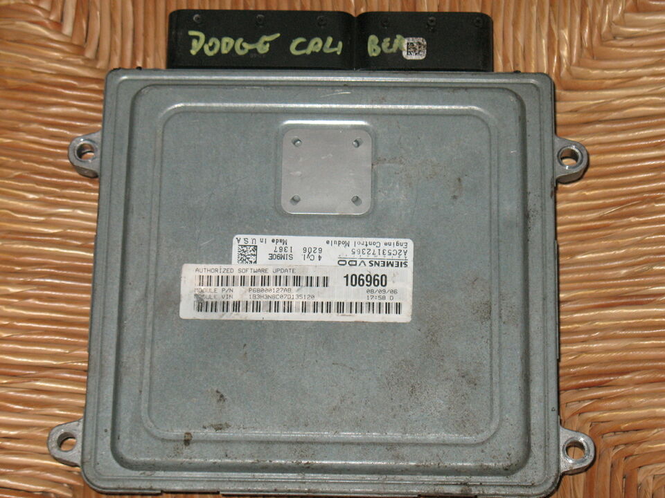 ECU DODGE CALIBER 2.4 ECM P68000127AB A2C53172365 SIM90E