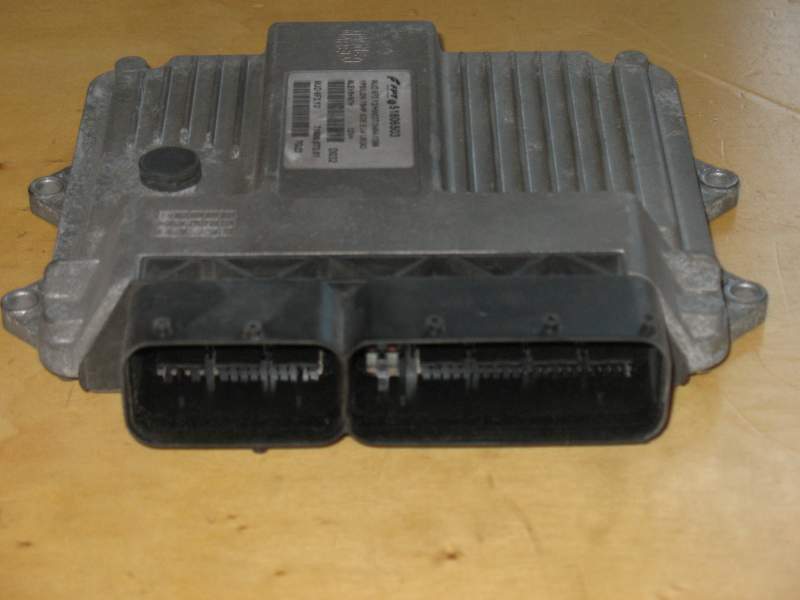 ECU 51806503 Lancia Ypsilon 1.3 MJ MJD 6F3.Y2