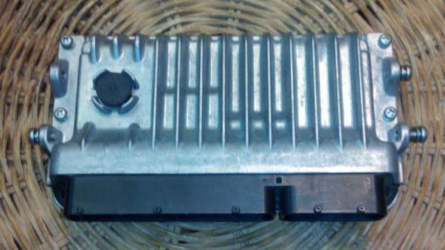 ECU Toyota yaris iniezione 89661-0df40 MB2754005224 4 anno 2012