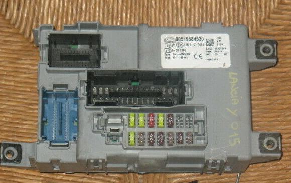 Ecu body computer lancia ypsilon 00519584530 519584530 blu