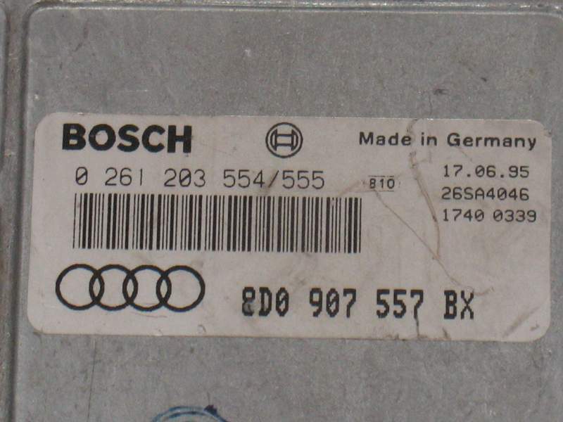 ECU CENTRALINA AUDI A4 1.6 0261203554/555 8D0907557BX