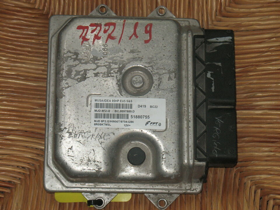 ECU LANCIA MUSA IDEA 1.3 95HP 51880755 MJD 8F2.I2 HW00T 51904065