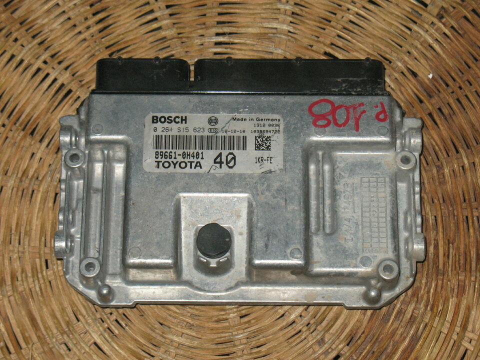 Ecu centralina motore toyota 0261s15623 89661-0h401 1kr-fe ME 17.9.52