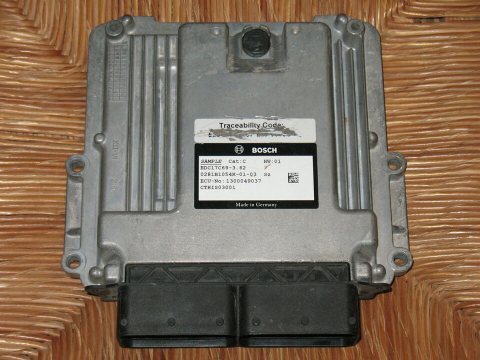 ECU JEEP RENEGADE TIPO 500 0281B1054K EDC17C69 1311500175
