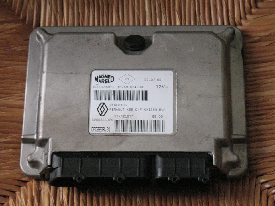 ECU RENAULT CLIO 1.2 CFC223R.01 8200486971 8200385925 51XR2L87F