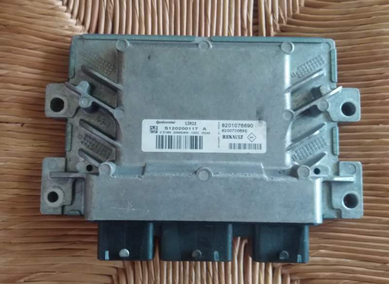 Ecu renault clio twingo s120200117a sim32 8201076690